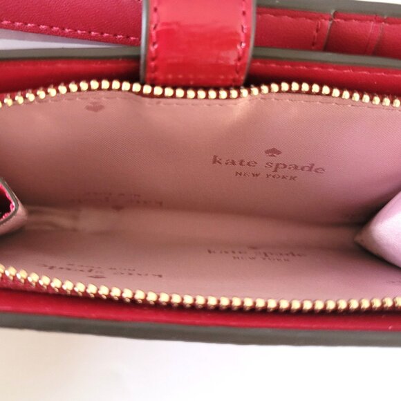 Kate Spade KN227 Madison Textured Patent Medium Compact Bifold Wallet Red Jam - Picture 7 of 9